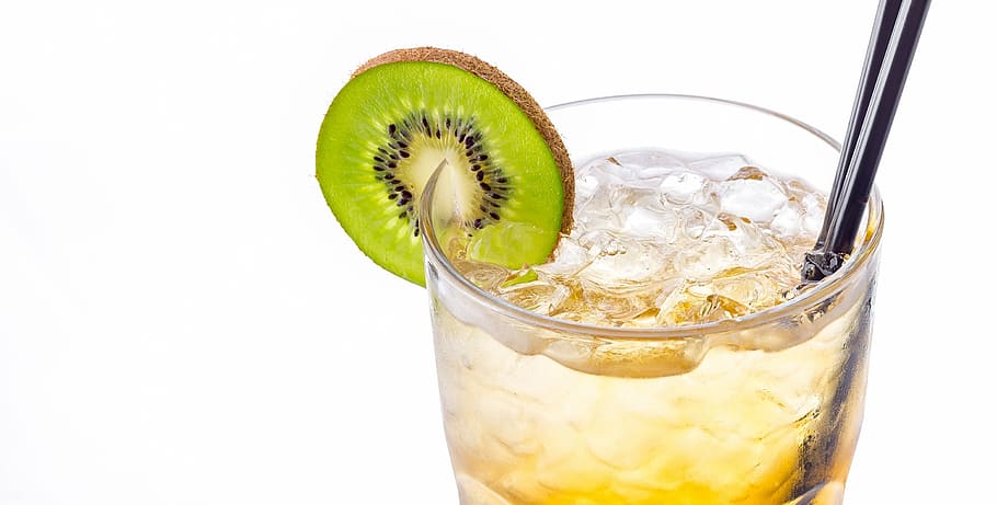 clear drinking glass, background, cocktail, closeup, lifestyle HD wallpaper