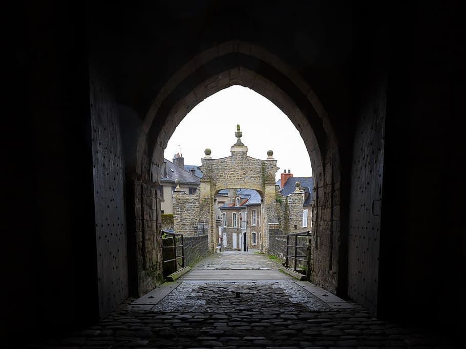 Door, Goal, Face, Input, Wall, Facade, view, road, france, boulogne sur mer HD wallpaper