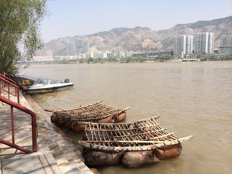 Yellow River, Sheepskin, Rafts, China, sheepskin rafts, hand boats