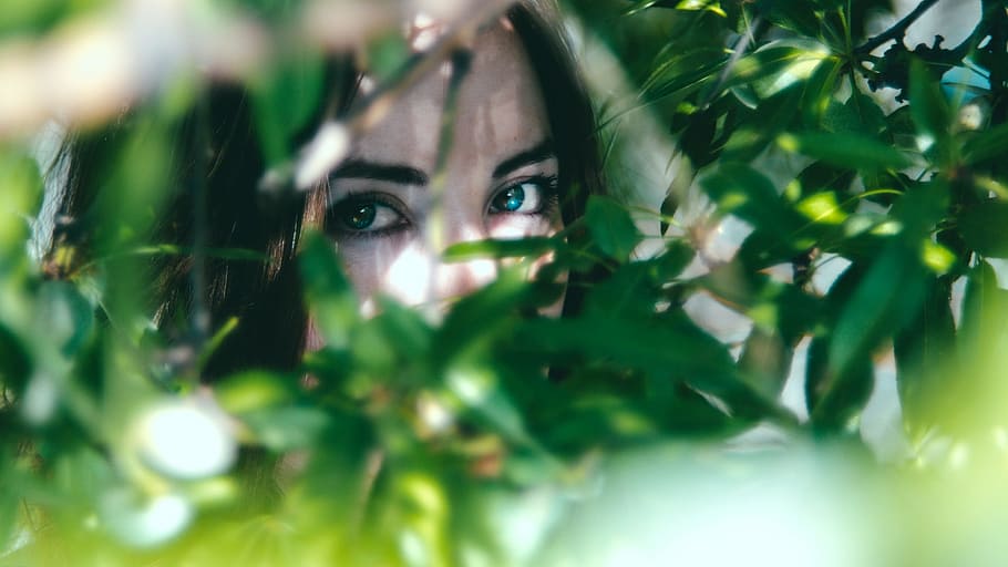 woman hiding on green leaf plant, Nature, Eyes, Beauty, Female, HD wallpaper