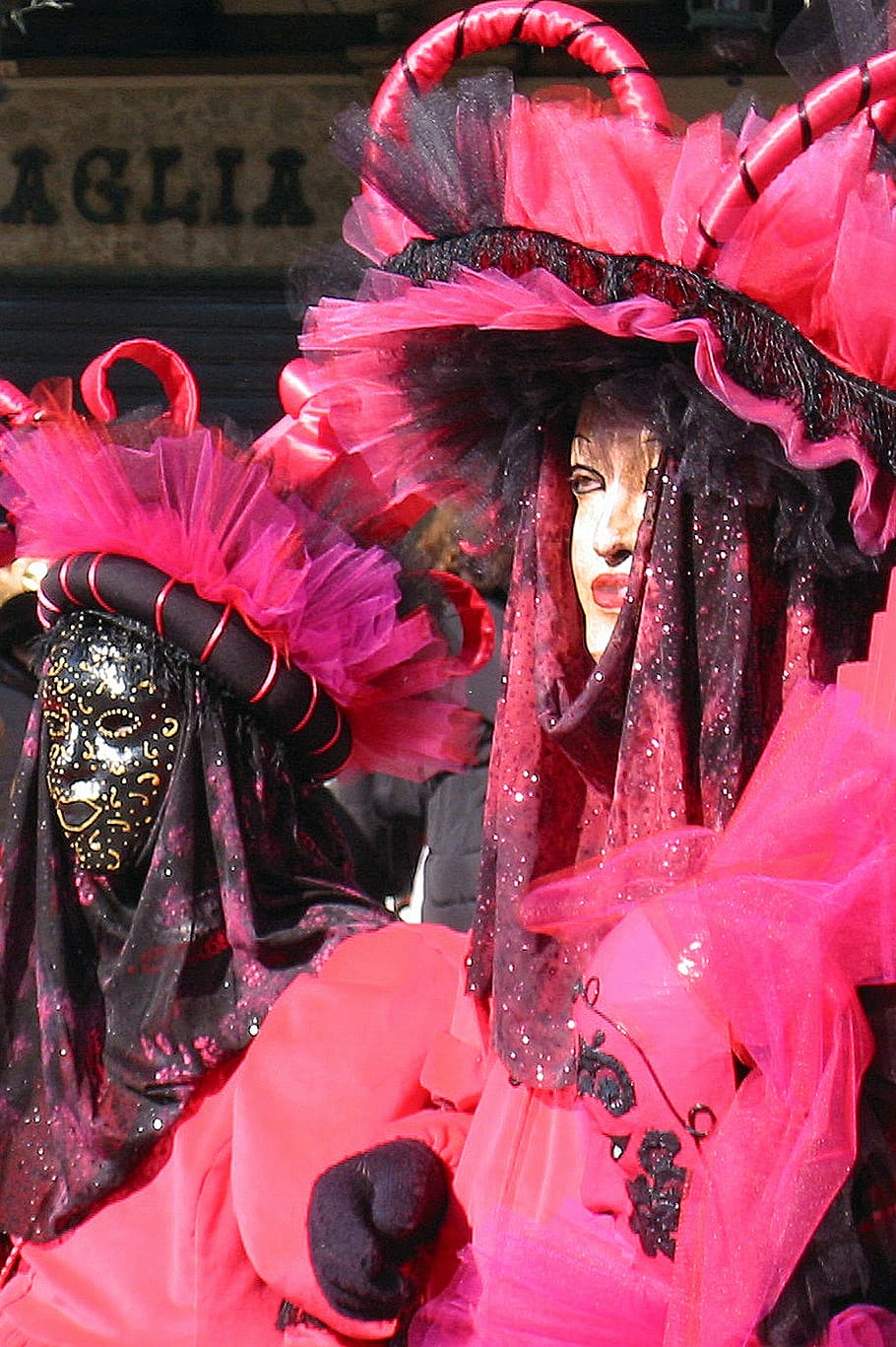 carnival-venice-carnival-of-venice-masks.jpg