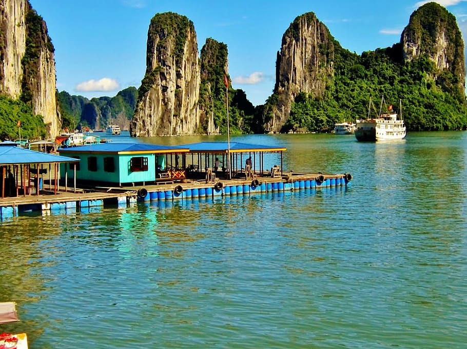 floating huts on body of water, halong, bay, halong bay, vietnam, HD wallpaper