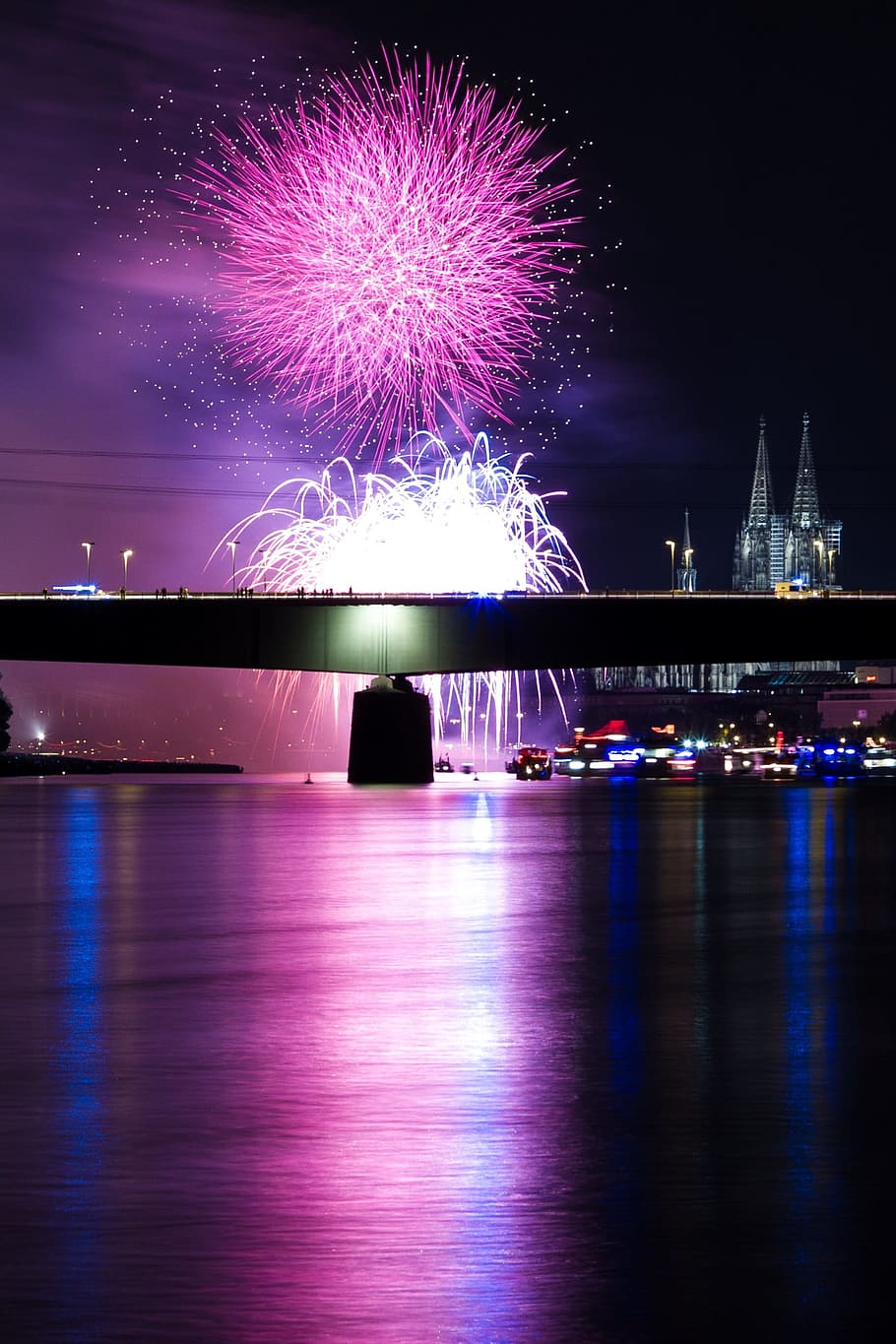 photo of fireworks display near bridge during nighttime, new year's eve, HD wallpaper