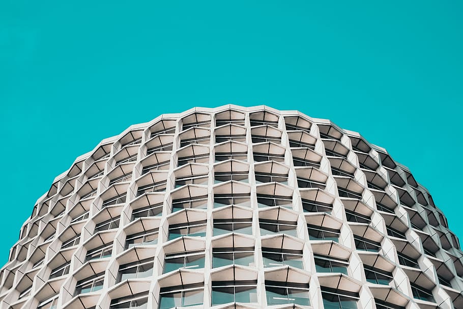 low-angle photography of white concrete high-rise building, architectural photography of white building HD wallpaper