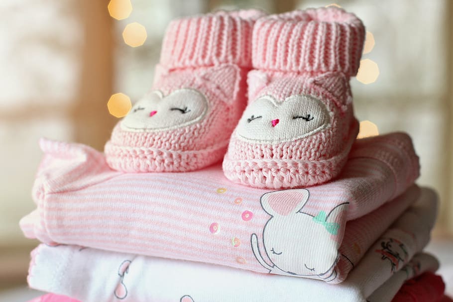 toddler's pink knitted boots, booties, baby, girl, baby girl, HD wallpaper