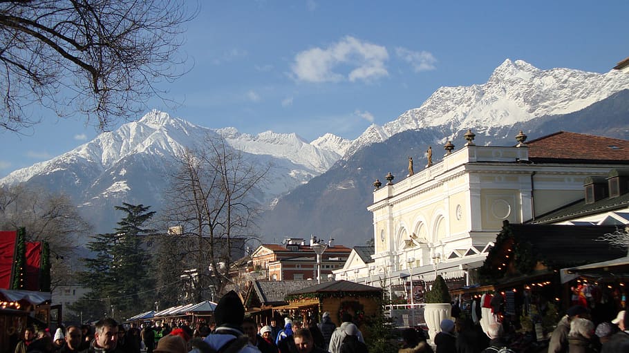 meran, mountain views, alpine, group of people, large group of people HD wallpaper
