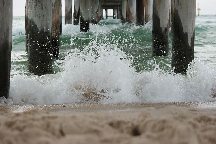 Waves Breaking, Waves Under A Pier, beach waves, sand, water HD wallpaper