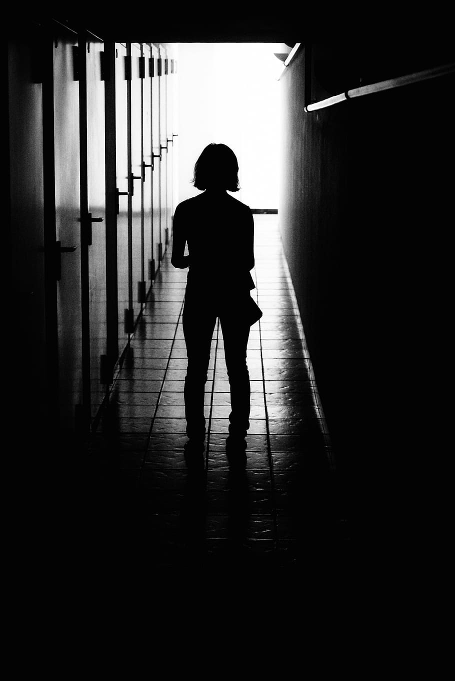 Hd Wallpaper Silhouette Of Girl Standing On Hallway Photo Woman Along Empty Wallpaper Flare