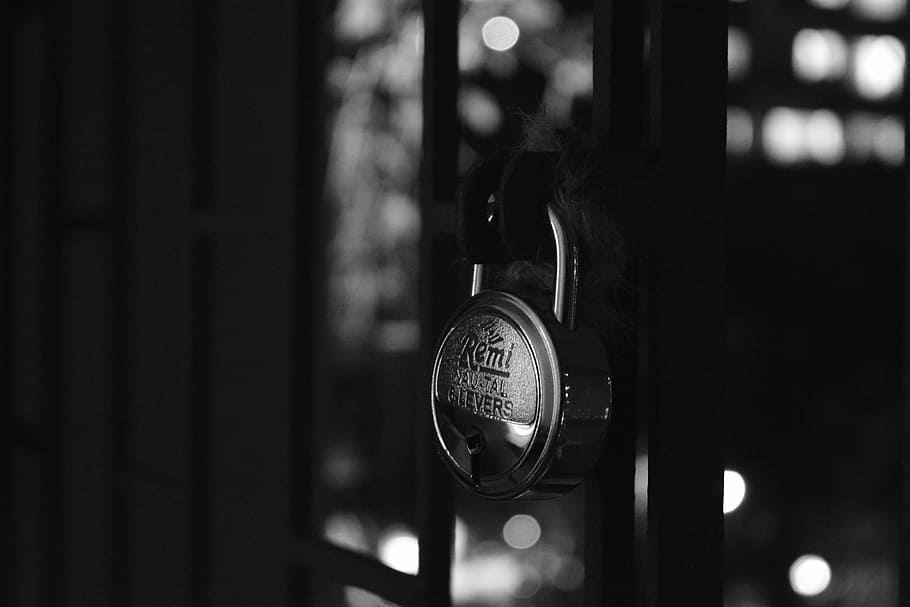 selective focus photography gray Remi padlock, security, safety HD wallpaper