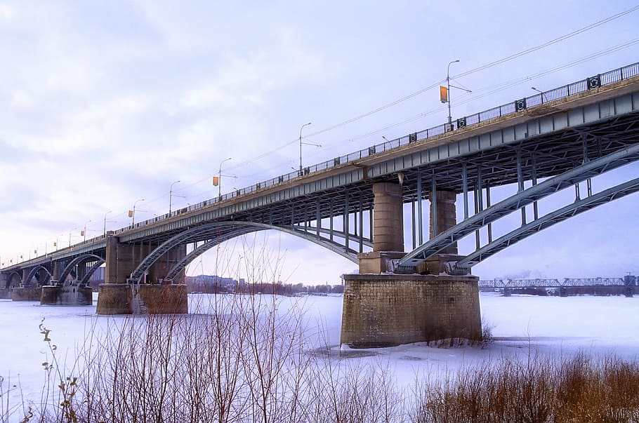 bridge, ice, russia, winter, river, landscape, cold, snow, city HD wallpaper