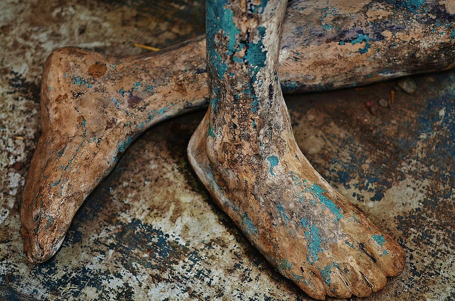feat, legs, statue, bronze, sculpture, metal, old, decoration HD wallpaper