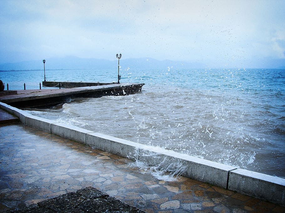 peer, water, splash, storm, rain, drops of water, liquid, waves HD wallpaper