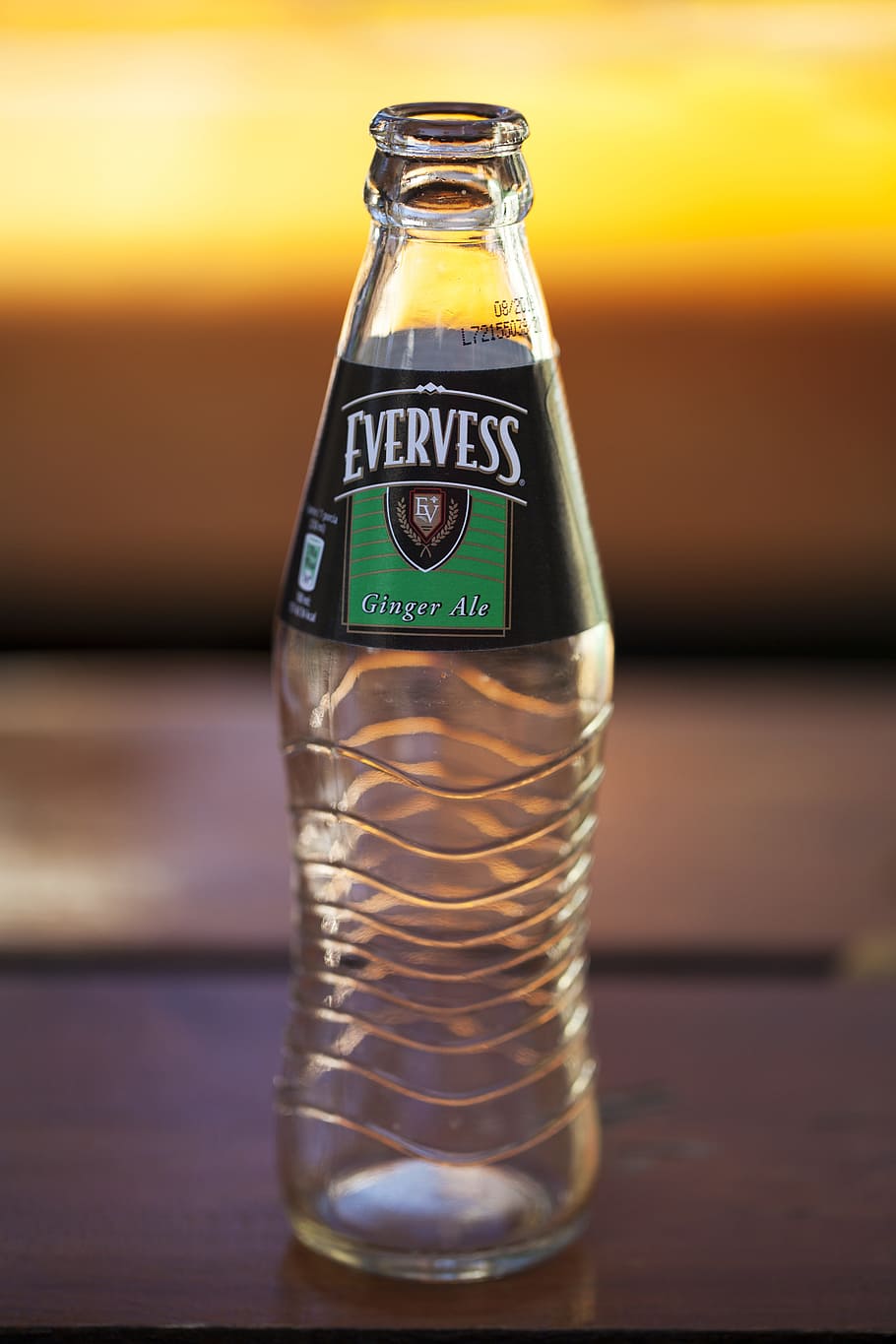 empty bottle, evervess, tonik, ginger, container, glass - material HD wallpaper