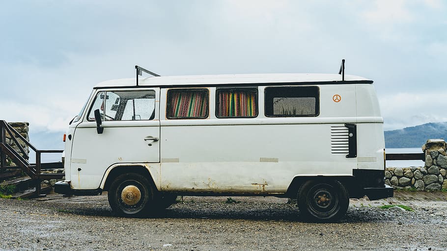parked empty white van under cloudy sky, photo of van parked near body of water HD wallpaper