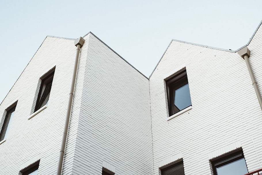 worm's eye-view of white concrete house, white painted house HD wallpaper