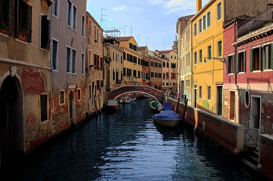 Hd Wallpaper Venice Canal Italy Travel Venezia Italia Water Boat Wallpaper Flare