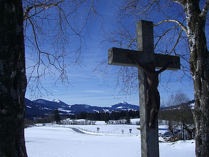 cross, stone cross, winter, snow, mountain panorama, sky, blue HD wallpaper