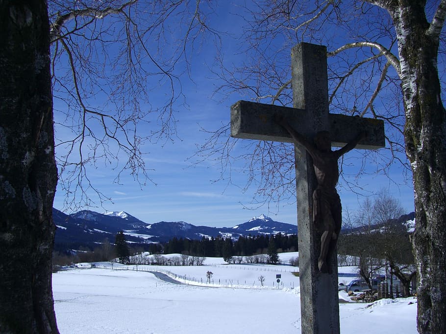 cross, stone cross, winter, snow, mountain panorama, sky, blue HD wallpaper