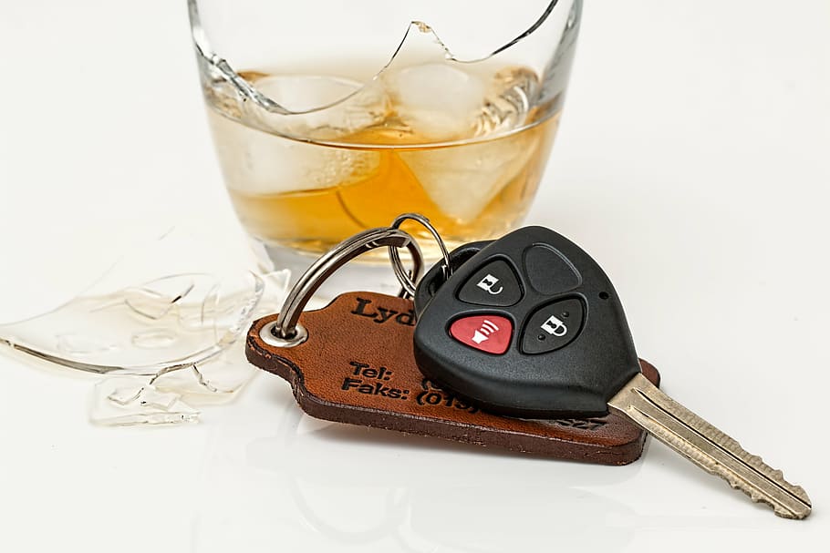 black keyfob near rock glass, drink driving, drunk, alcohol HD wallpaper