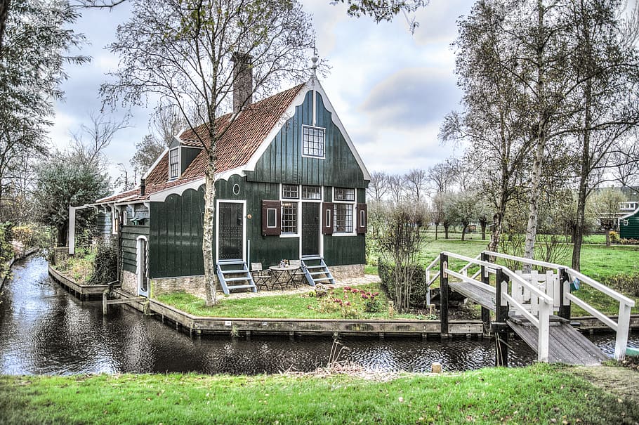 house beside river and trees, zaandam, dutch, netherlands, zaanse HD wallpaper