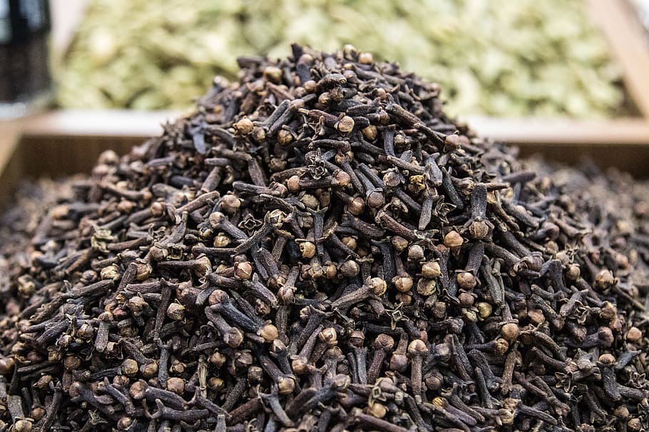 selective focus photography of gray herbs, Cloves, Spice, Food