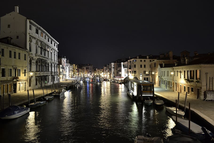 venice, night, buildings, architecture, canal, water, boats HD wallpaper