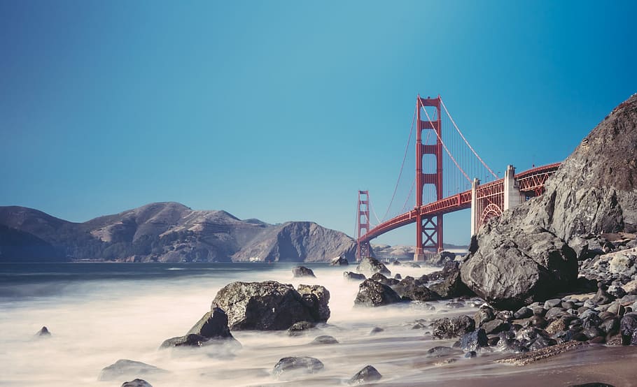 Golden Gate Bridge, San Francisco, California taken under clear sky, Golden Gate bridge under clear blue sky HD wallpaper