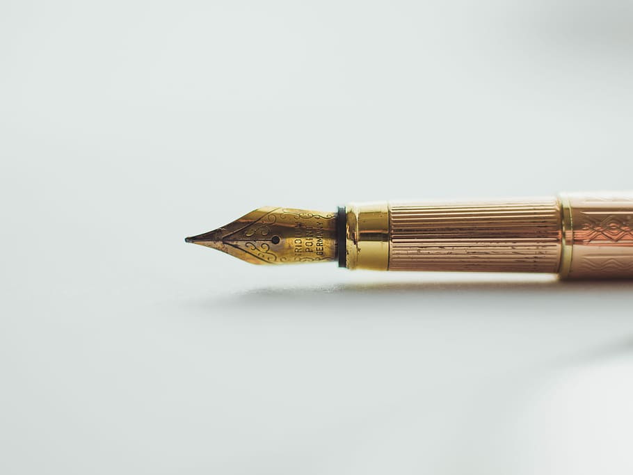 brass quilt pen, brass nib, writing instrument, copy space, studio shot HD wallpaper