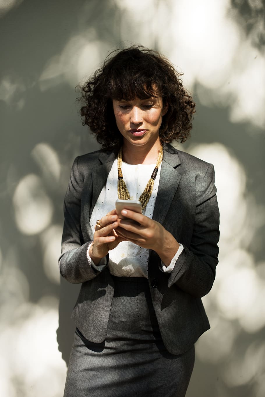 woman holding smartphone, networking, connection, interaction HD wallpaper