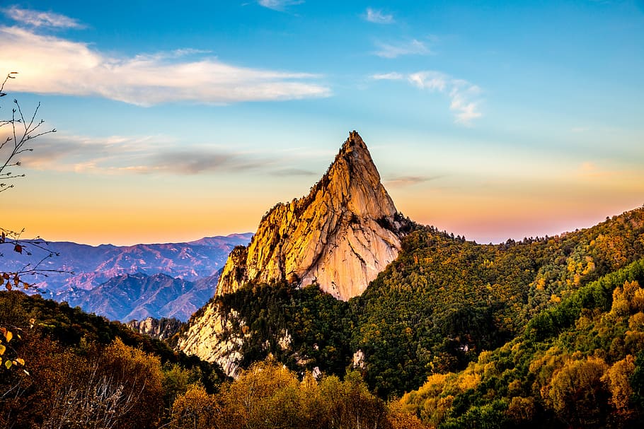 Wuling Mountain, rocky mountain aerial photography, forest, trees HD wallpaper