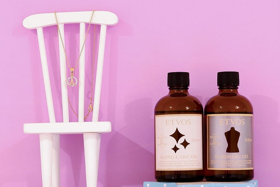 white wooden chair and two Etvos bottles, no People, aromatherapy HD wallpaper