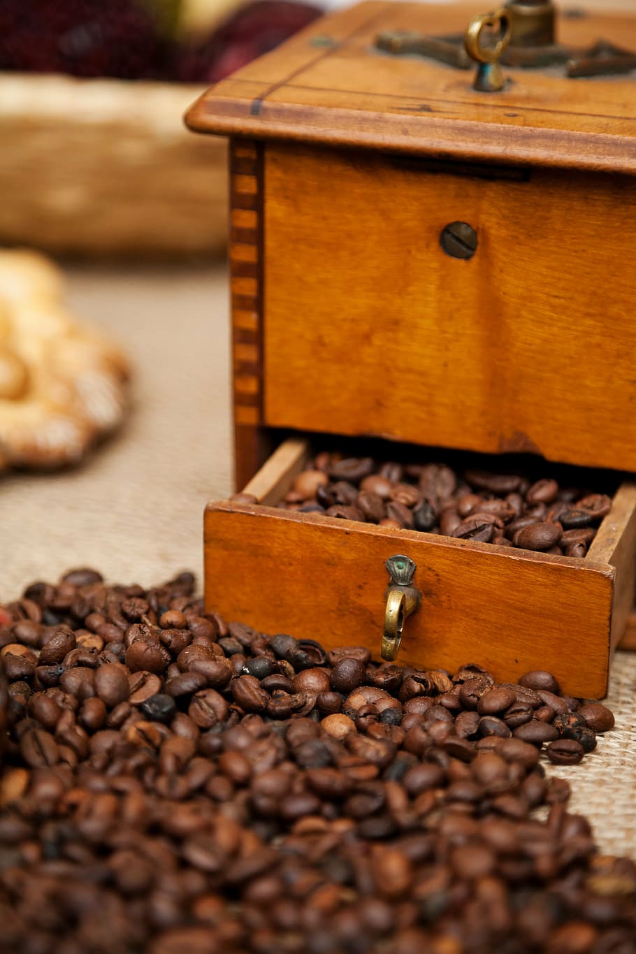 brown coffee beans, antique, aroma, café, caffeine, decoration HD wallpaper