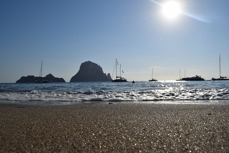landscape photography of ocean at daytime, ibiza, esvedra, atlantis HD wallpaper