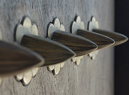 door, knobs, handle, doorknob, wooden, metal, bronze, texture HD wallpaper