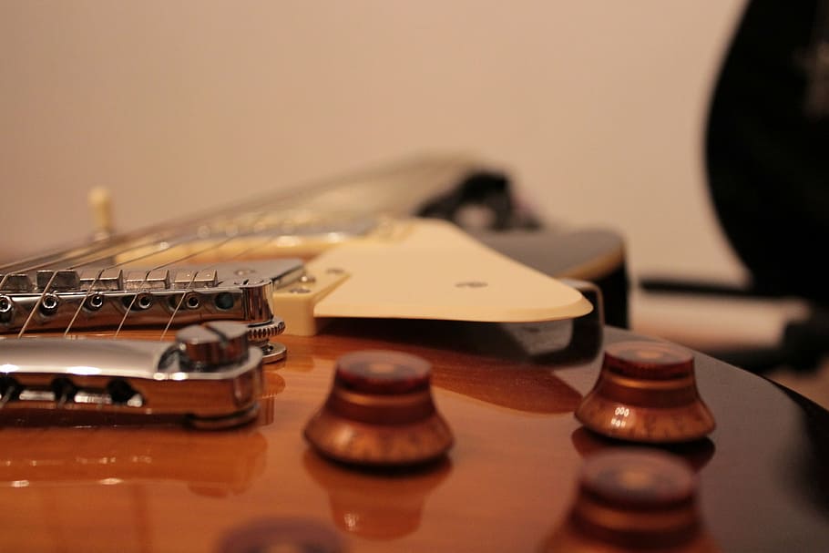 close-up photography of brown guitar, gibson, les paul, music, HD wallpaper