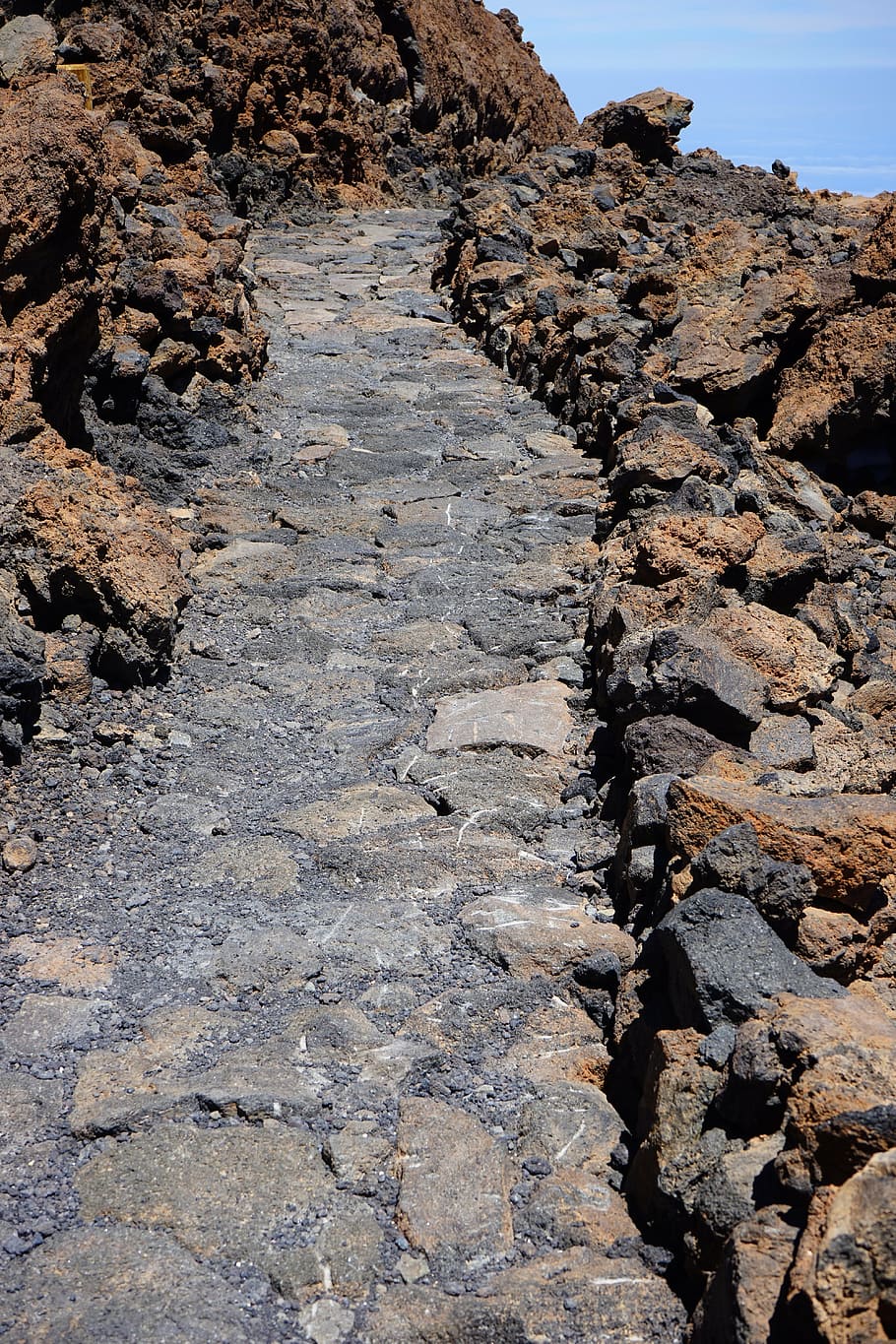 trail, away, path, lava, lava rock, basalt, teide, lava flow HD wallpaper