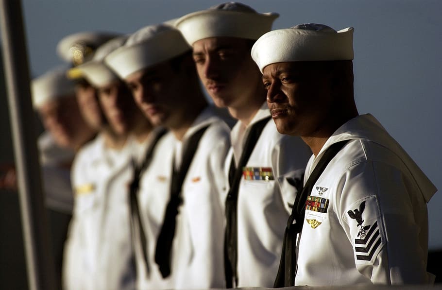 group of men with white uniforms, us navy, sailors, lined up HD wallpaper