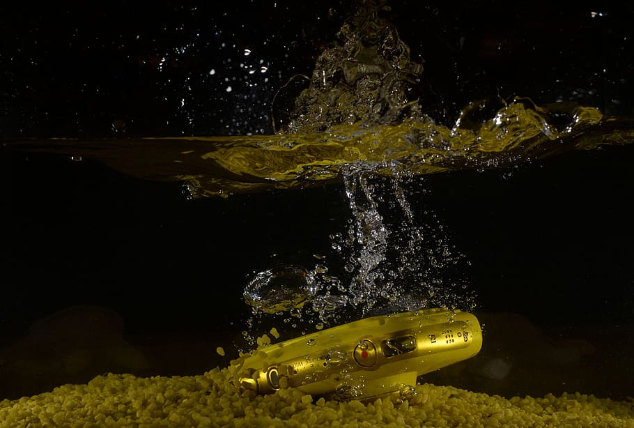 the camera, water, zoom, photo, nikon, under water, the quality of the HD wallpaper