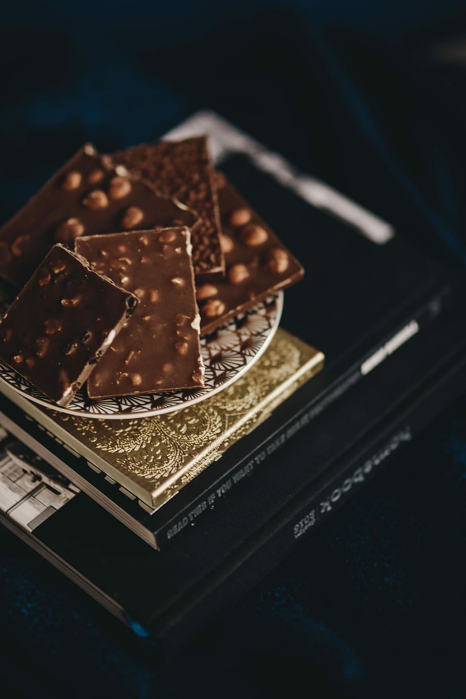 Close up a nut chocolate bar, sweet, candy, dark, dessert, food HD wallpaper
