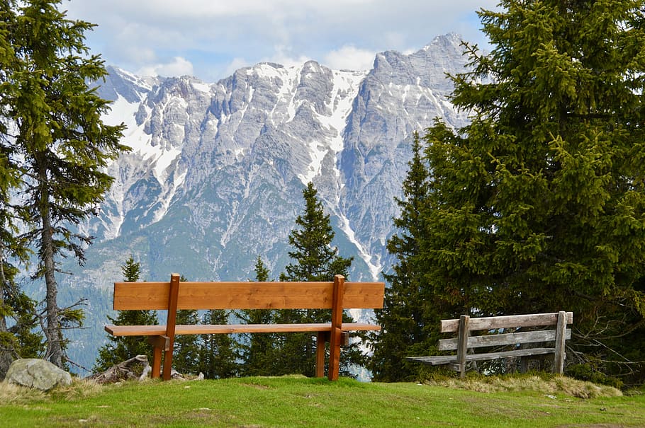 brown wooden bench near green trees during daytime, alpine, mountains, HD wallpaper