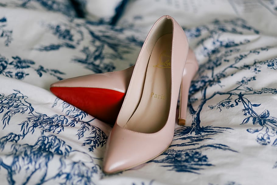 pair of brown pointed-toe platform stilettos, closeup photo of beige leather pumps HD wallpaper