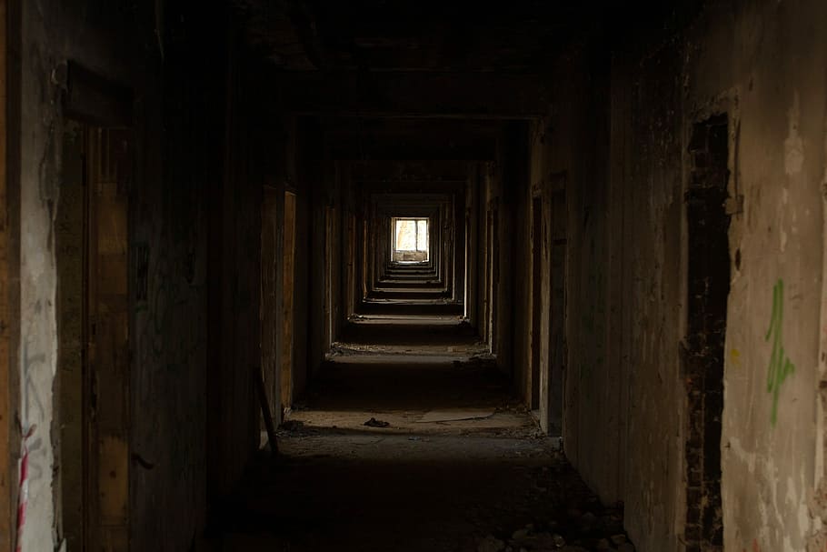 Dark Corridor in Russia, photos, public domain, tunnel, Vladivostok, HD wallpaper