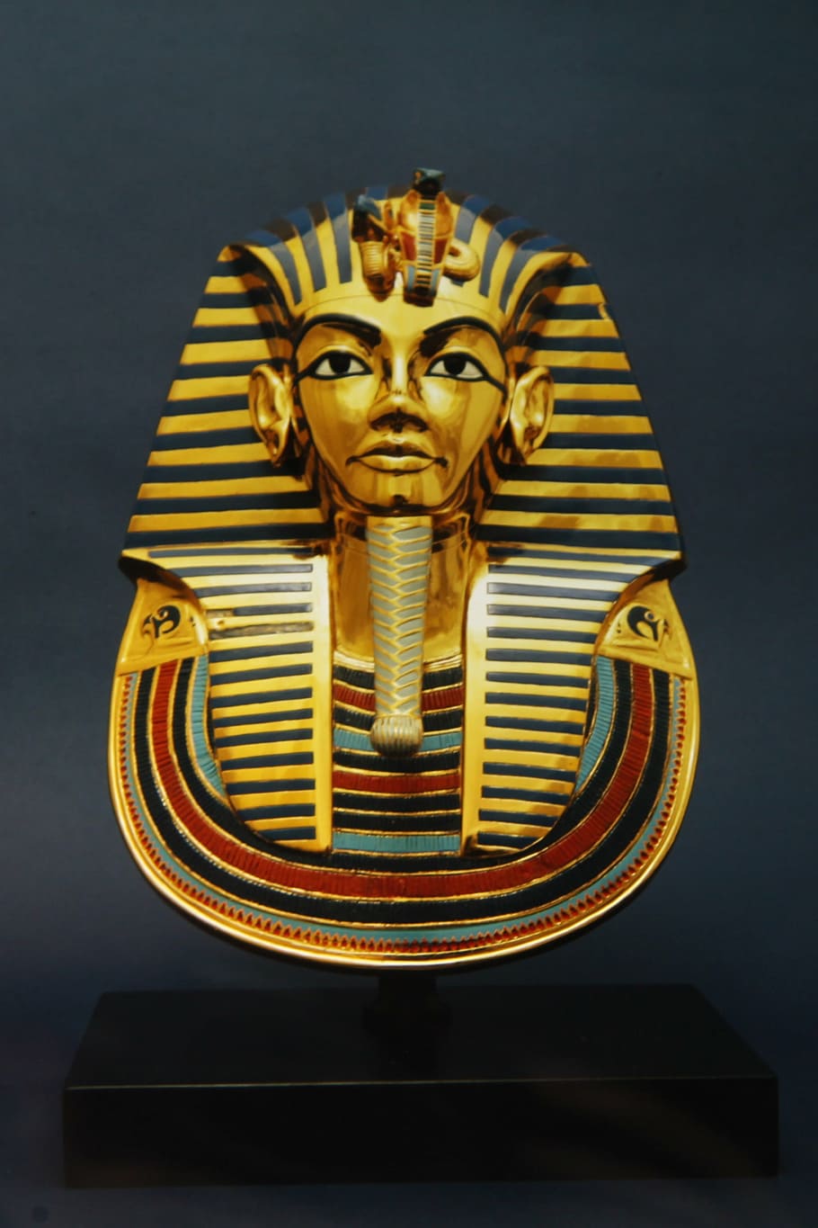Ancient Egyptian Pharaoh Statues