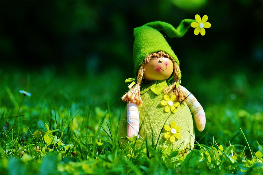 imp, spring imp, funny, cute, sweet, meadow, dwarf, green, child, HD wallpaper