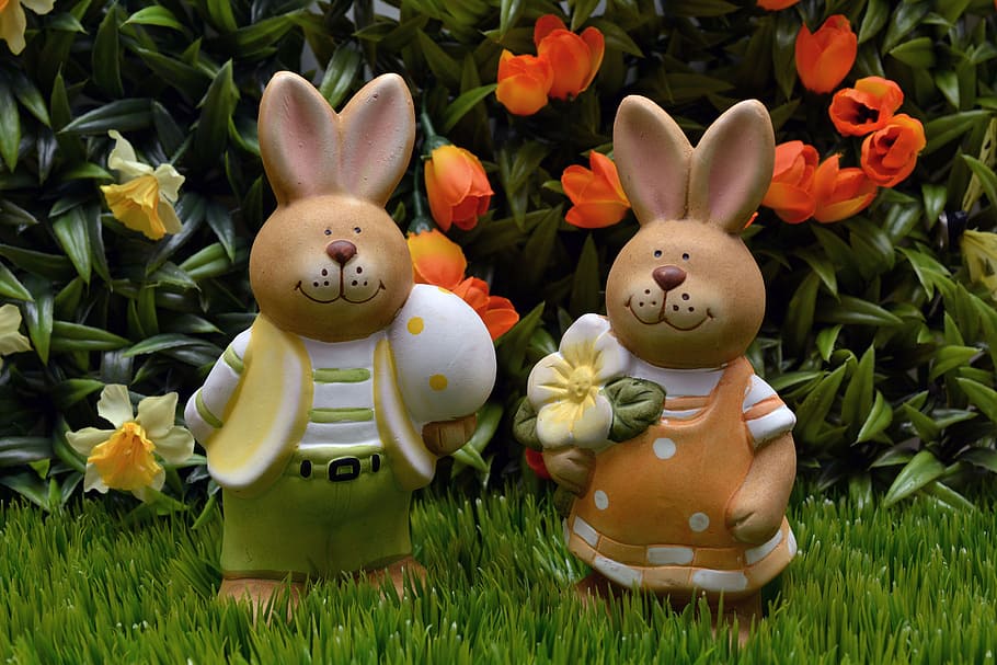 two ceramic rabbit garden statuettes, easter bunny, easter egg HD wallpaper