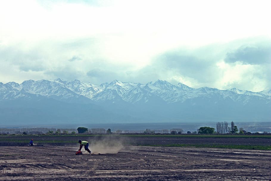 Landscape, Mountain, Child, Game, playing, clouds, cordillera HD wallpaper