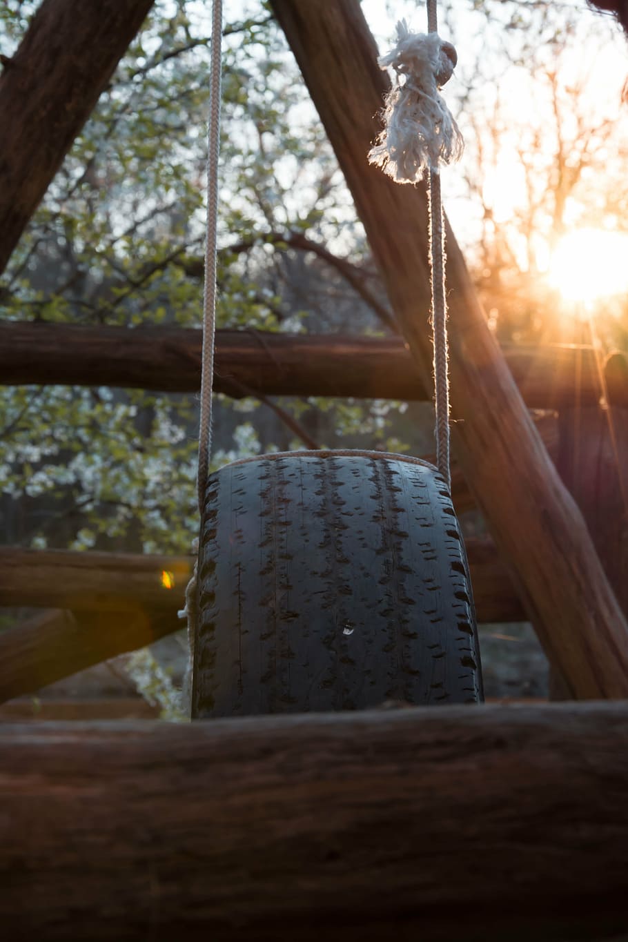 tire, swing, spring, lake, river, outdoors, childhood, swinging HD wallpaper