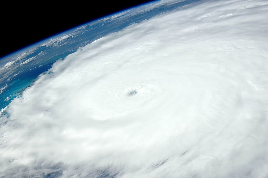 hurricane satellite photo, irene, international space station