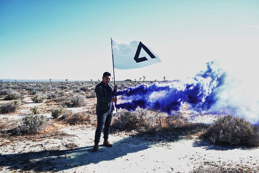 blue, smoke, white, flag, sunny, day, people, man, alone, travel HD wallpaper