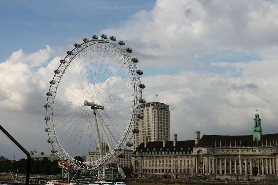 carousel, attraction, city, building, buildings, the sky, the clouds HD wallpaper